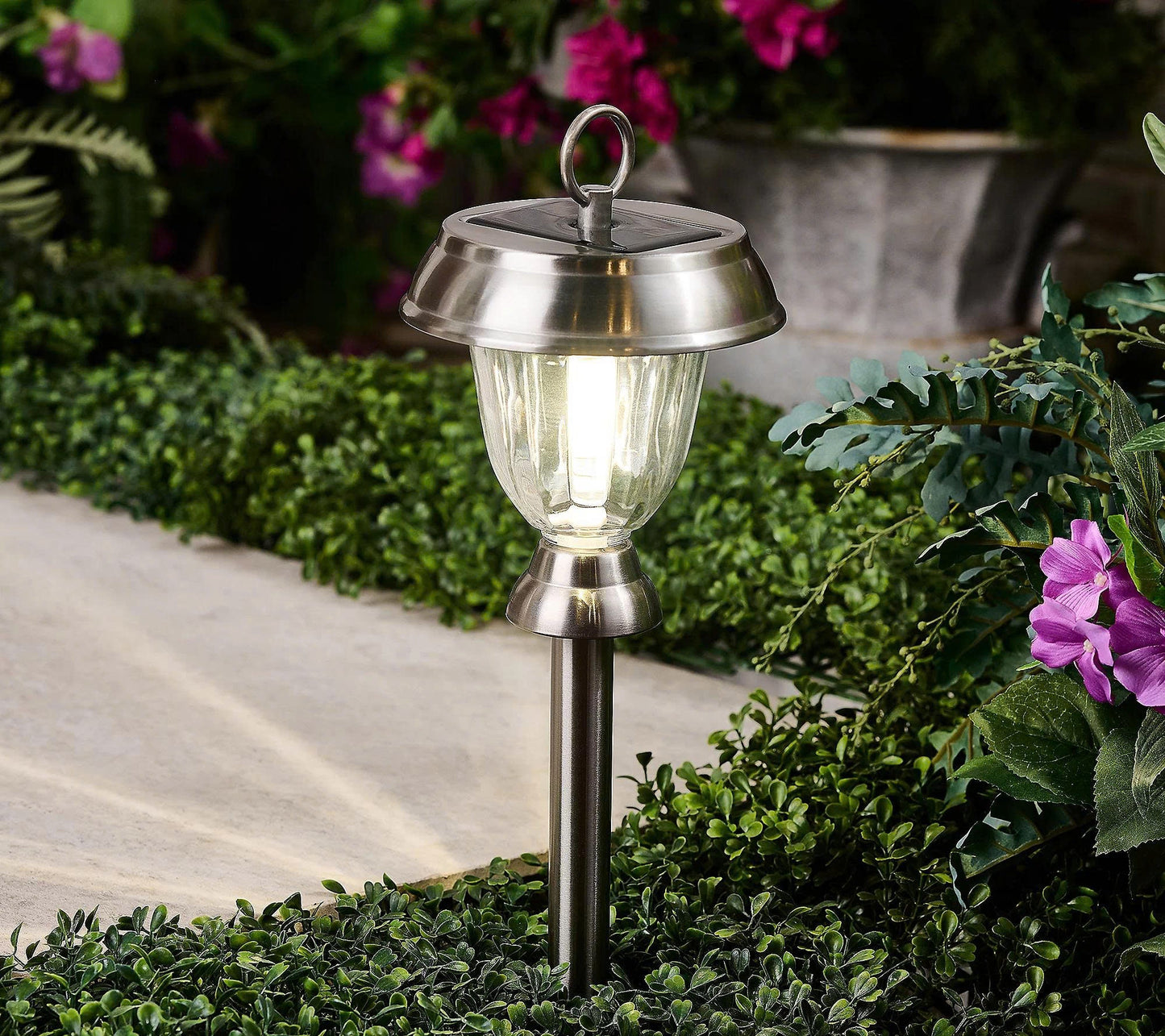 Energizer 8pc 3-in-1 Solar Pathway Lights with 360-degree Filament Bulb
